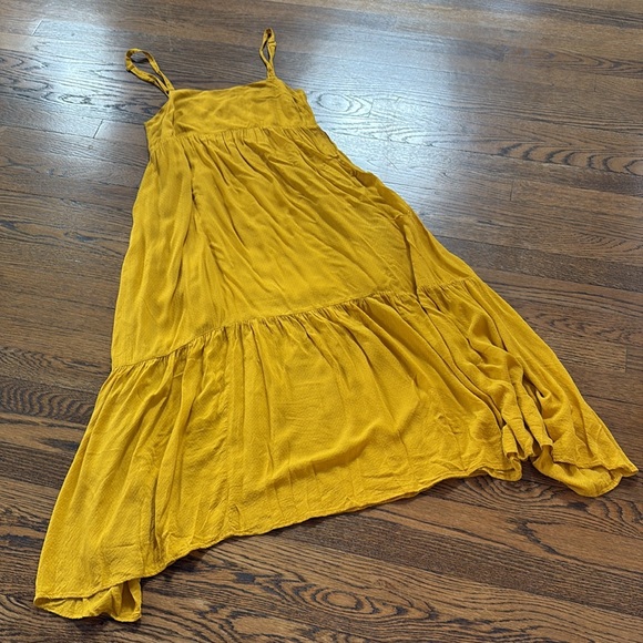 Urban Outfitters Dresses & Skirts - Urban Outfitters gold Maxi Dress, m